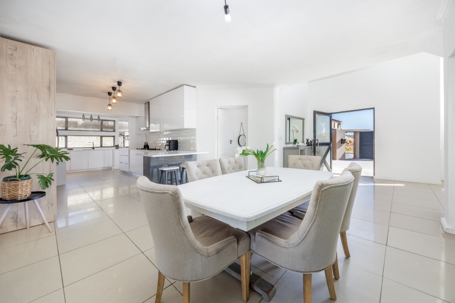 8 Bedroom Property for Sale in Haasendal Western Cape